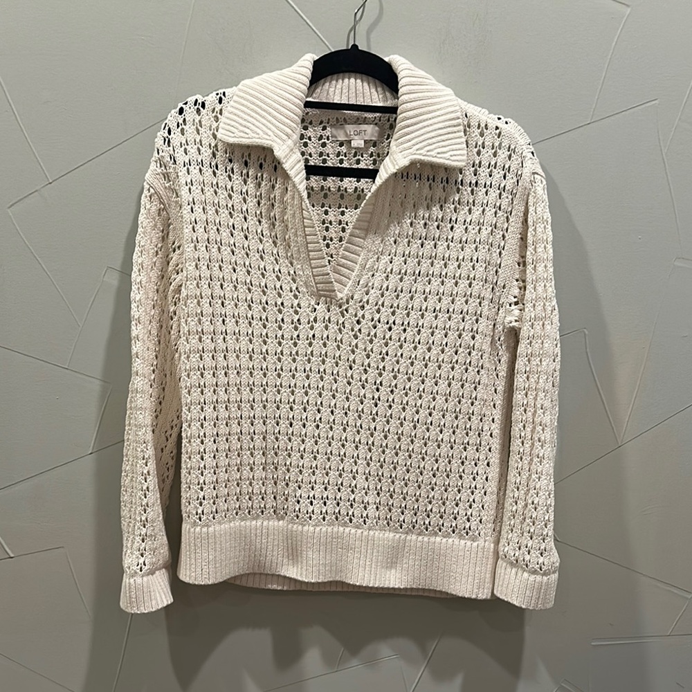 LOFT Cream V-Neck Sweater Mesh Collared Sweater
